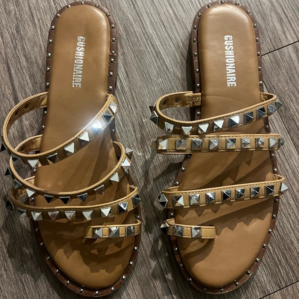 Cushionaire Studded Sandals